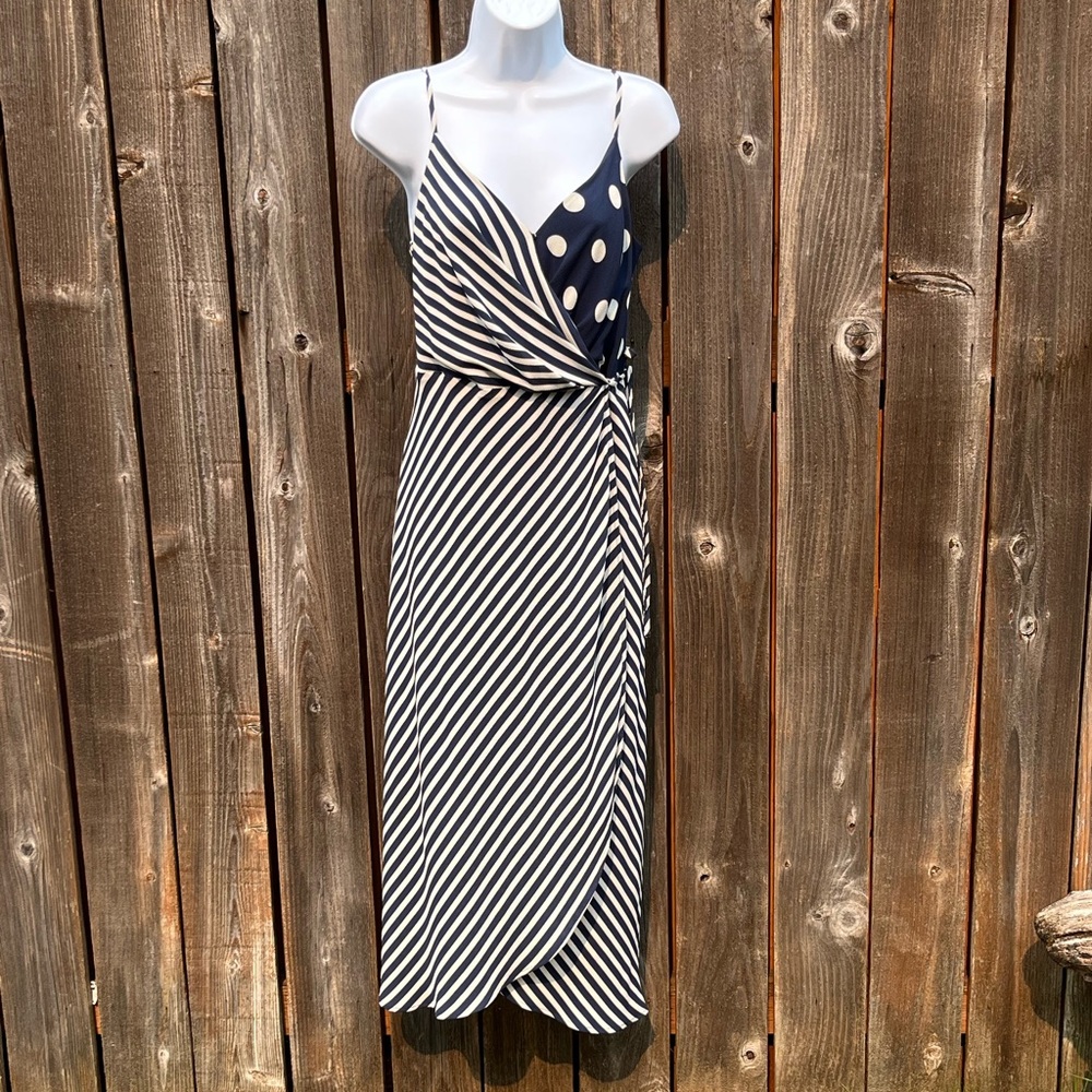 Vince Camuto striped wrap dress size small